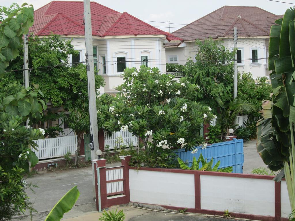 Kamalar Palace Phra Nakhon Si Ayutthaya Exterior foto